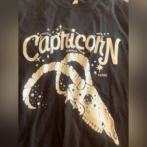 Small Capricorn Top